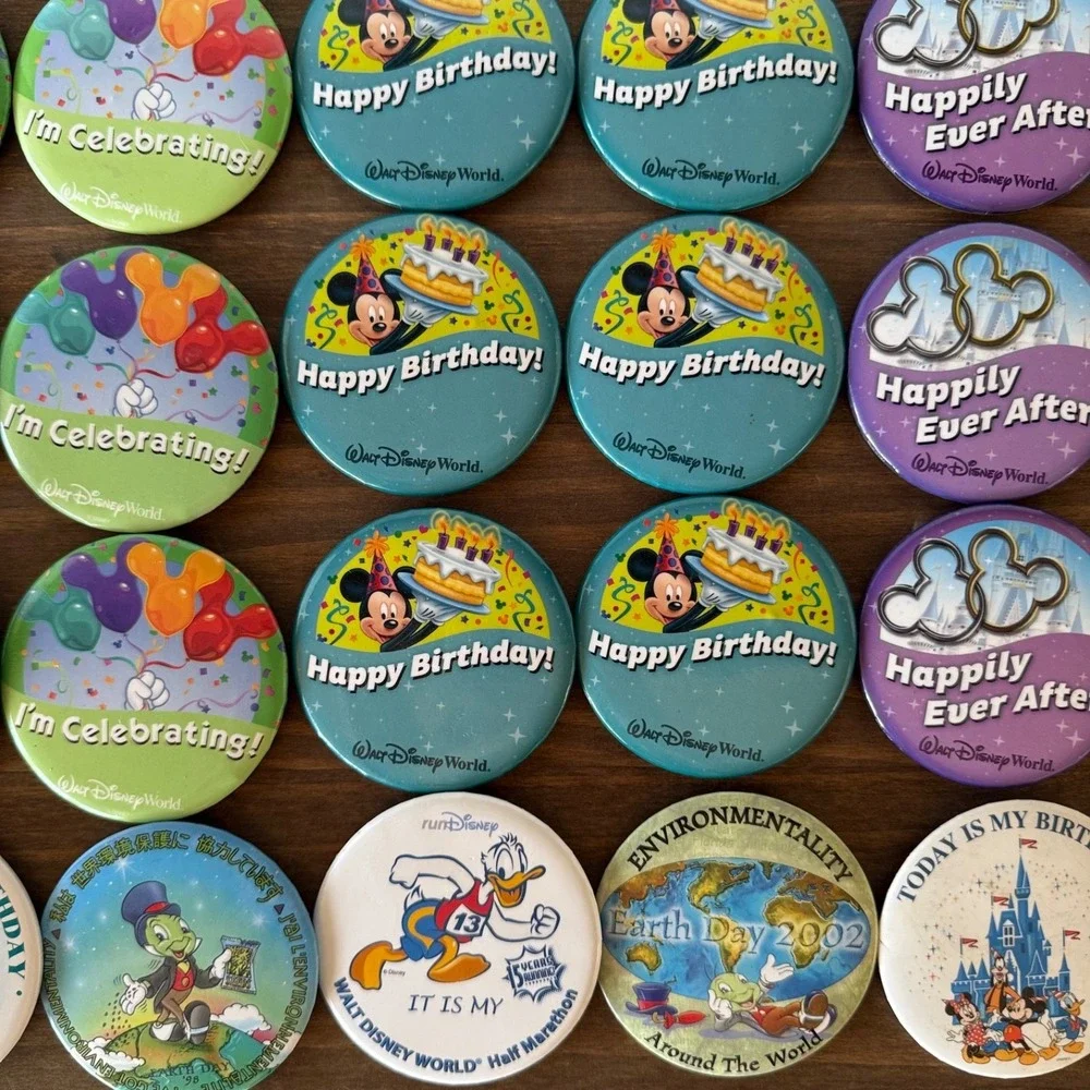 6pc Disney World I'm Celebrating Goofy Button Pins Lot of 6